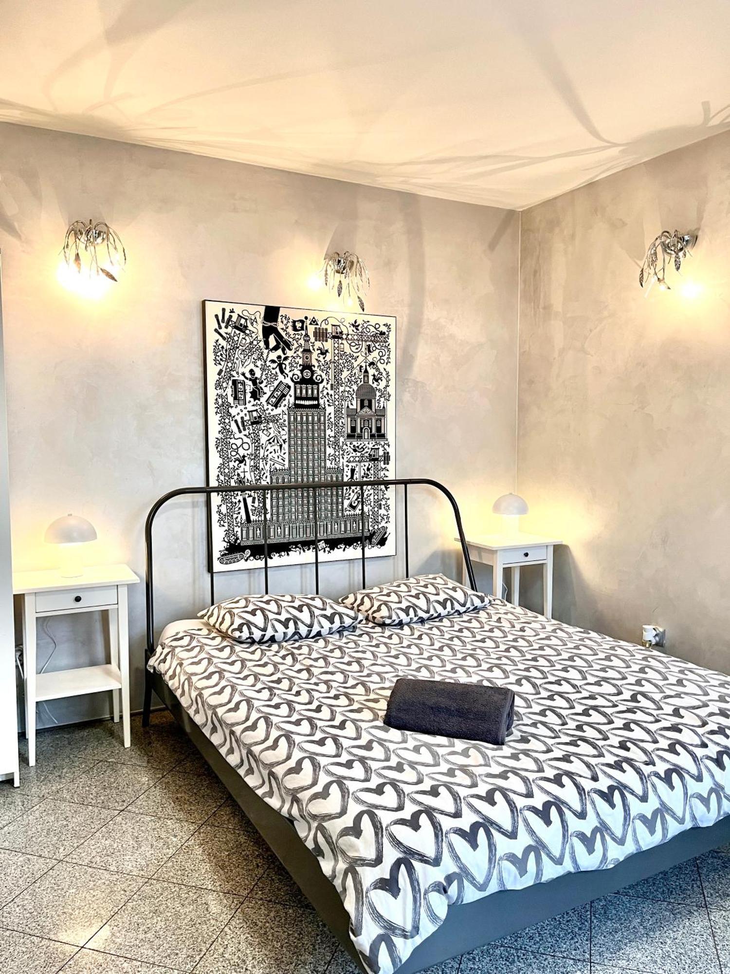 Апартаменты Bezagenta Oldtown2 Close To Metro Варшава Экстерьер фото
